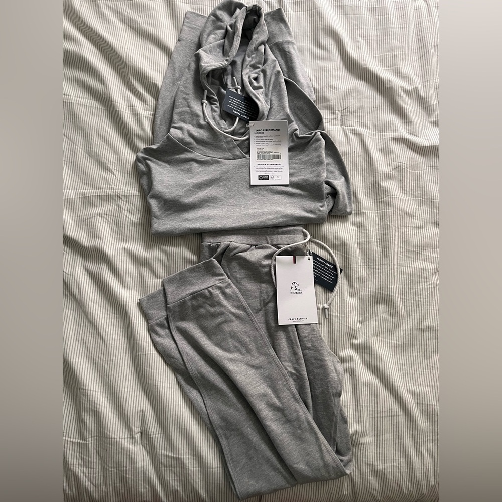 Rhoback Women’s Jogger/Hoodie set